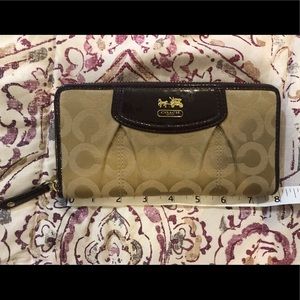 Coach accordion wallet